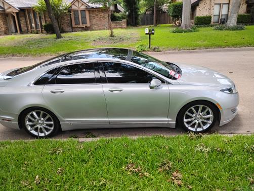2016 Lincoln MKZ Hybrid Base