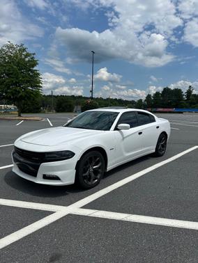 2017 Dodge Charger R/T