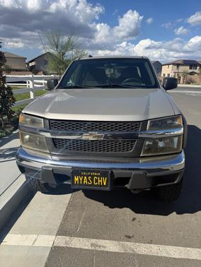 Beige 2004 Chevrolet Colorado LS
