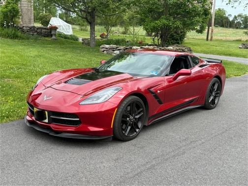 Red 2014 Chevrolet Corvette Stingray Z51