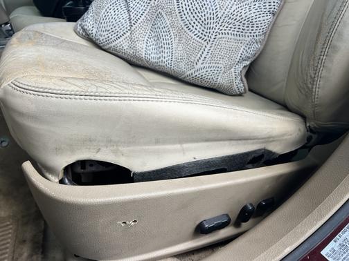Red 2007 Lincoln MKZ Base