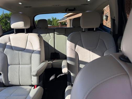 Black 2021 Kia Telluride SX