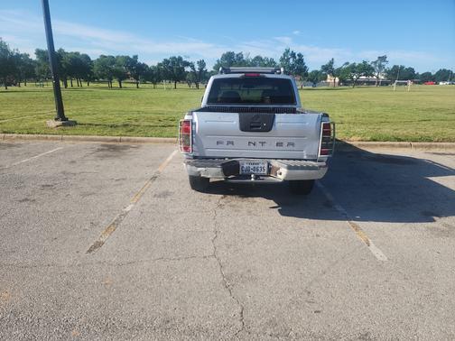 Silver 2002 Nissan Frontier SE King Cab