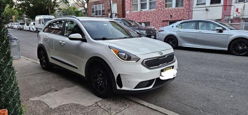2018 Kia Niro LX