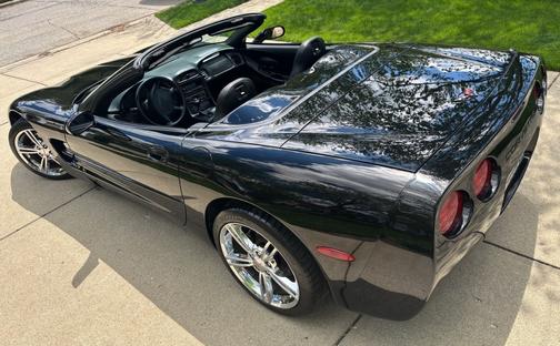 Black 2004 Chevrolet Corvette Base