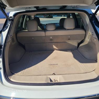 White 2015 Nissan Murano SL