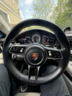 2018 Porsche Panamera 4S