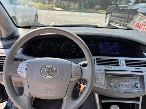 2009 Toyota Avalon XL