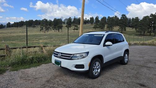 2016 Volkswagen Tiguan SE