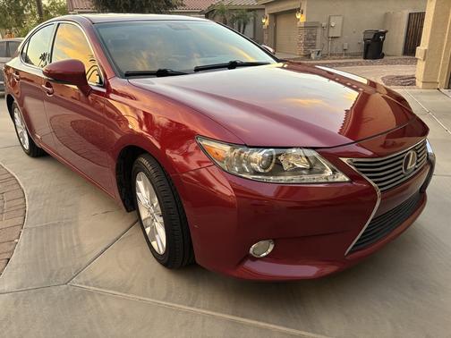 2013 Lexus ES 300h Base