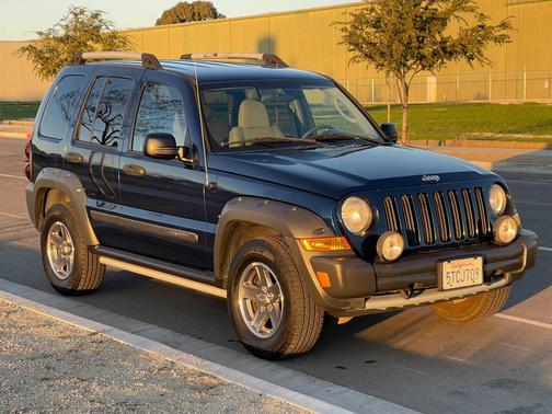2005 Jeep Liberty Renegade