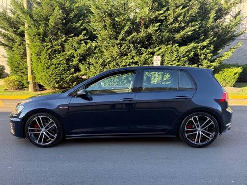 2017 Volkswagen Golf GTI Sport 4-Door
