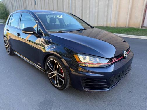 2017 Volkswagen Golf GTI Sport 4-Door