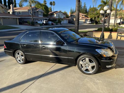 2005 Lexus LS 430 Base