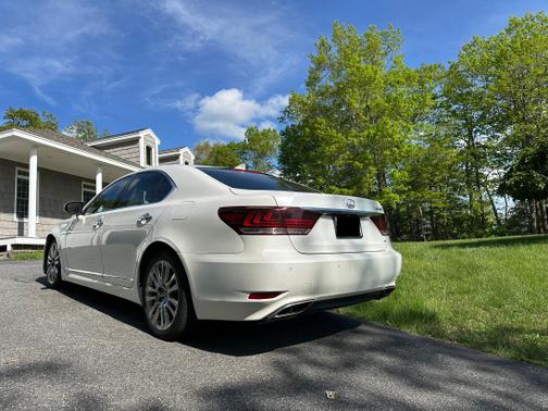 2015 Lexus LS 460 Base