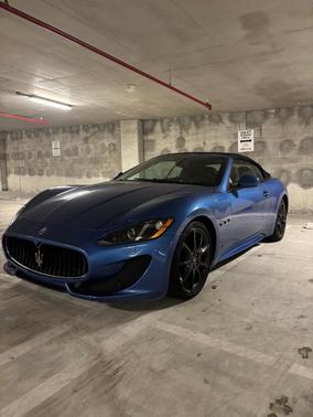 Blue 2015 Maserati GranTurismo Sport