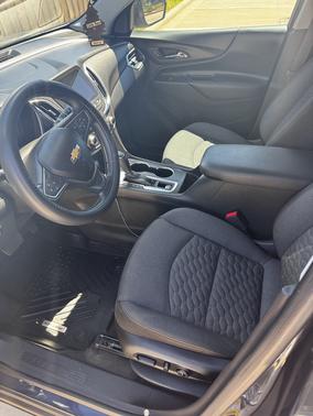 Blue 2018 Chevrolet Equinox LT