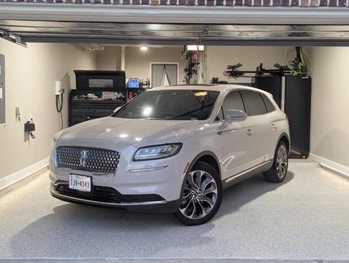 Beige 2023 Lincoln Nautilus Reserve