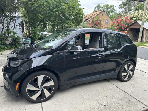 2016 BMW i3 Base w/Range Extender