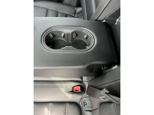 Photo 5 of 23 of 2019 Porsche Macan S