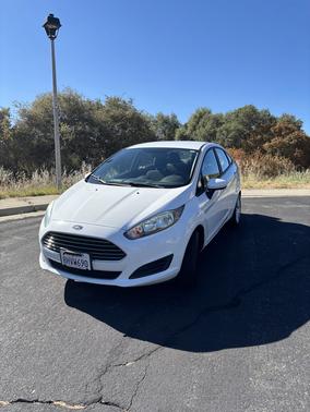 White 2019 Ford Fiesta S