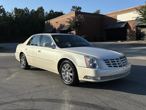 2010 Cadillac DTS Premium Collection