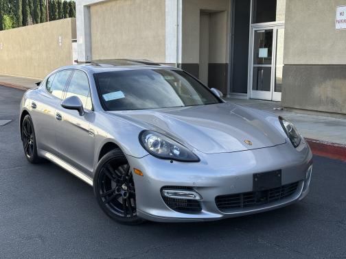 2012 Porsche Panamera Turbo