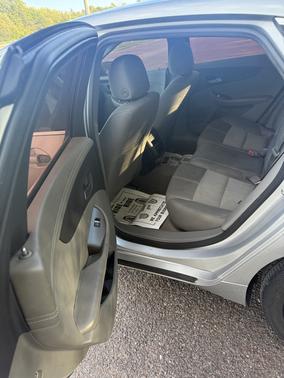 Silver 2014 Chevrolet Impala 1LS