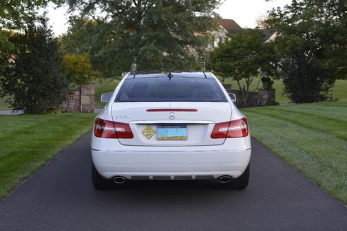 White 2011 Mercedes-Benz E-Class E 350
