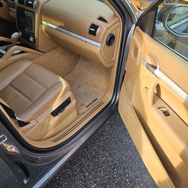 2008 Porsche Cayenne Base