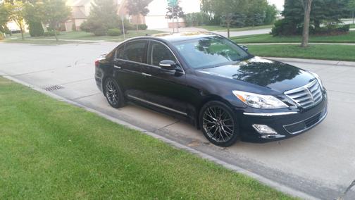 2012 Hyundai Genesis 5