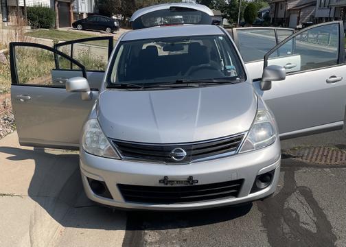 2011 Nissan Versa 1.8 S
