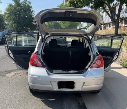 2011 Nissan Versa 1.8 S