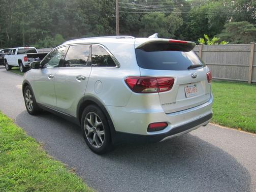 Silver 2019 Kia Sorento EX Sport