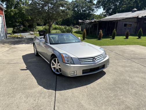 2006 Cadillac XLR Base