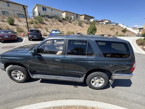 1998 Toyota 4Runner SR5