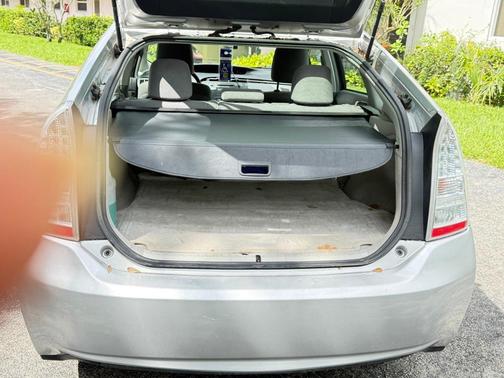 Gray 2011 Toyota Prius II
