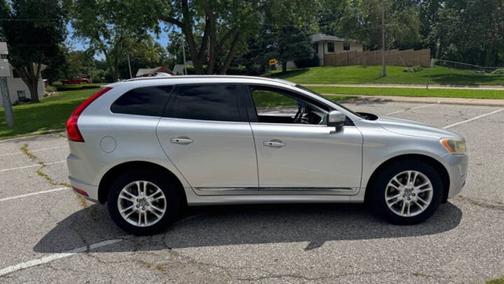 2015 Volvo XC60 T5 Drive-E Premier Plus