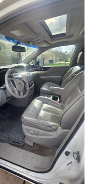 White 2011 Nissan Quest SL