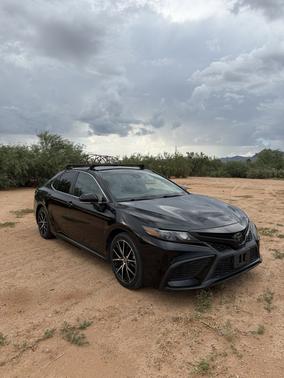Black 2023 Toyota Camry SE