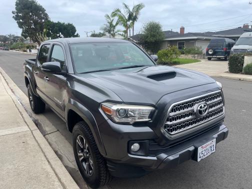 2016 Toyota Tacoma TRD Sport