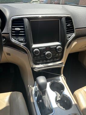 White 2017 Jeep Grand Cherokee Limited