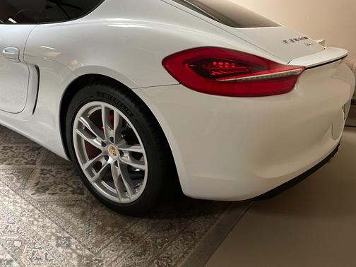 White 2014 Porsche Cayman Cayman