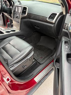 Red 2012 Jeep Grand Cherokee Laredo