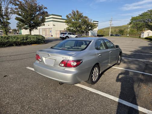 2002 Lexus ES 300 Base
