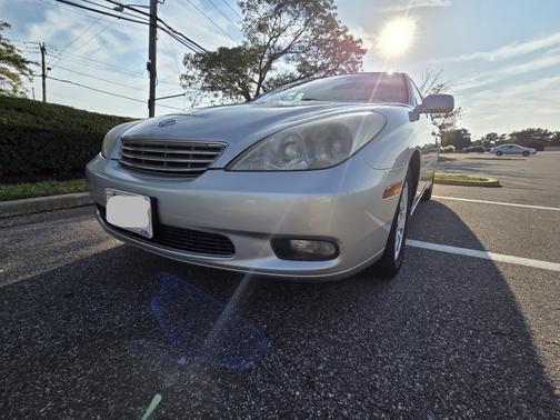 Silver 2002 Lexus ES 300 Base