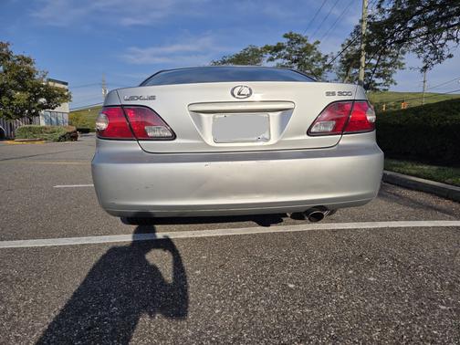 2002 Lexus ES 300 Base