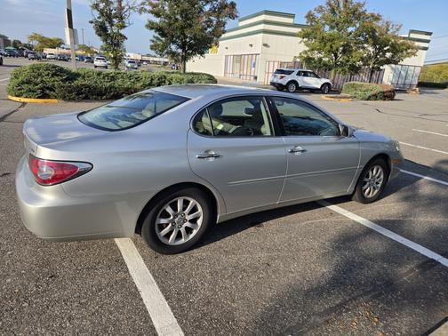 2002 Lexus ES 300 Base