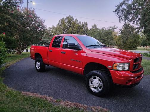 Red 2003 Dodge Ram 2500 ST Quad Cab