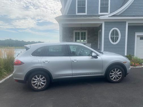 Silver 2012 Porsche Cayenne Cayenne